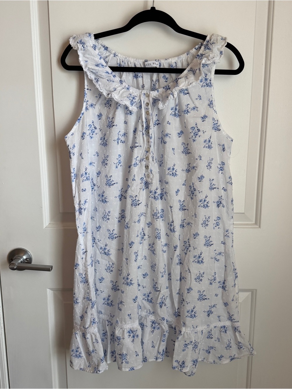 Eileen West Rosalie Sonoma Garden Cotton Swiss Dot Chemise Dress
